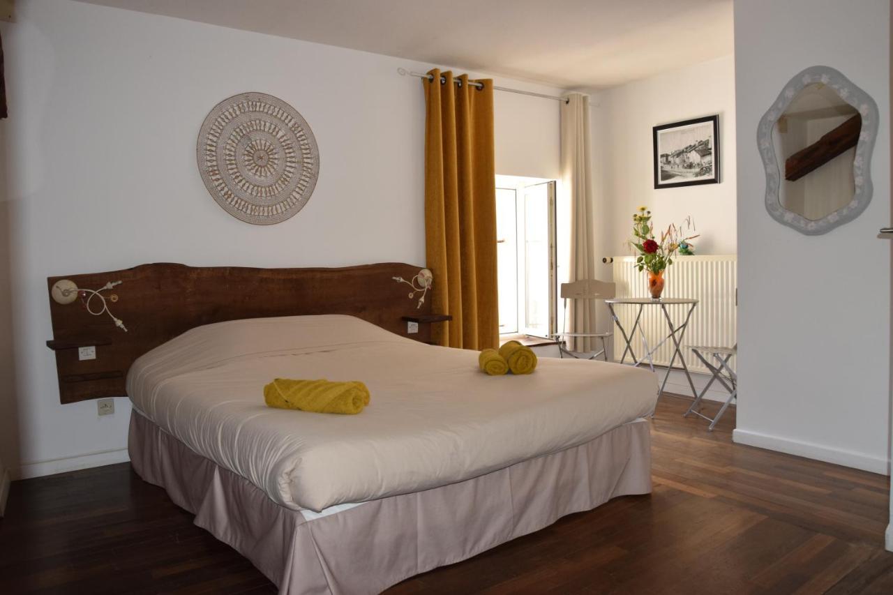 La Ferme Des 3 Suissesses Bed & Breakfast Saint-Paul  Dış mekan fotoğraf