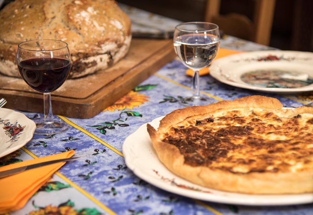 La Ferme Des 3 Suissesses Bed & Breakfast Saint-Paul  Dış mekan fotoğraf