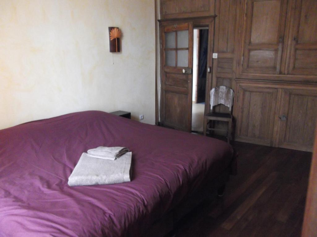 La Ferme Des 3 Suissesses Bed & Breakfast Saint-Paul  Oda fotoğraf